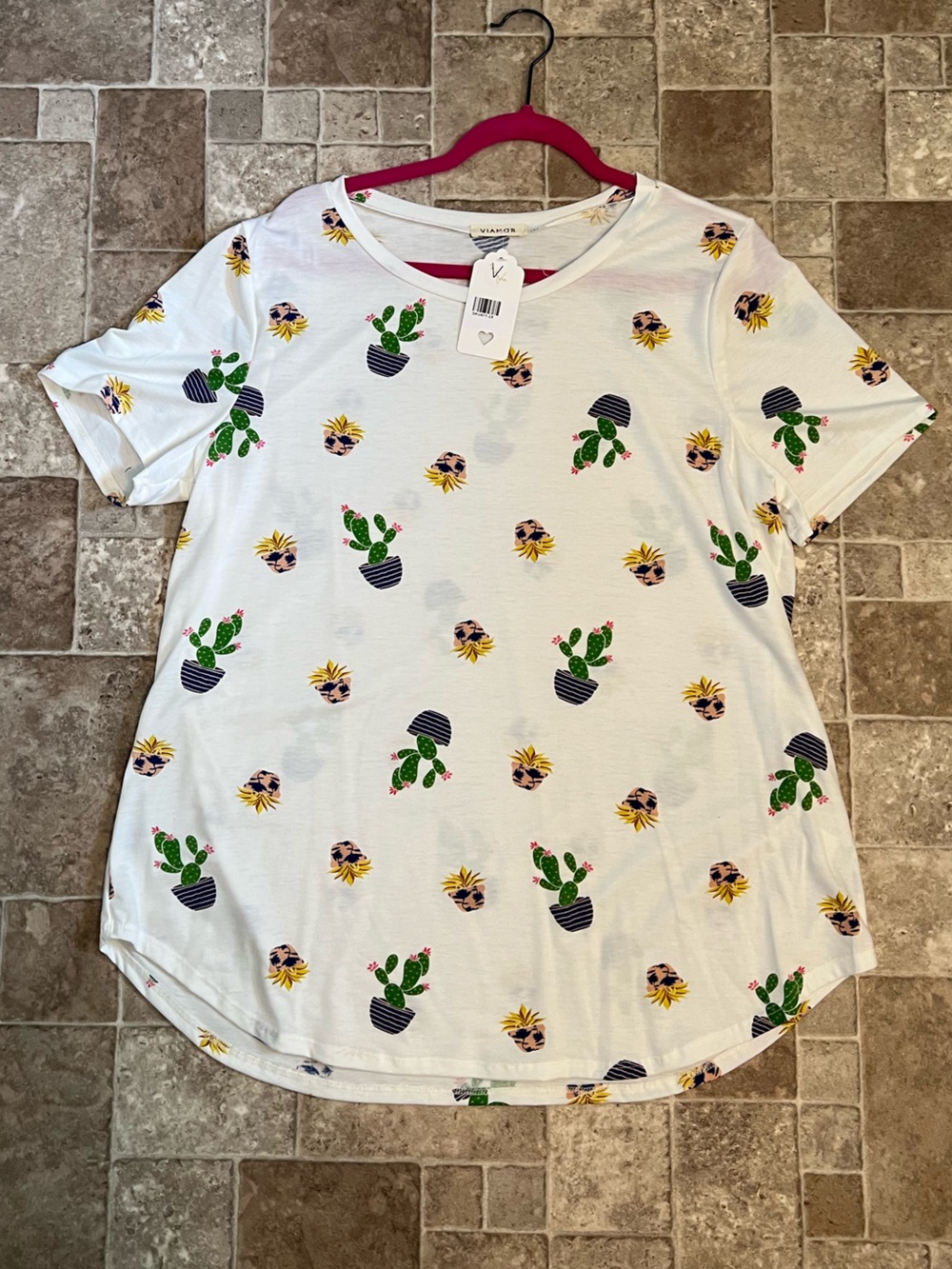 NWT 3X White Cactus Print Short Sleeve Tee